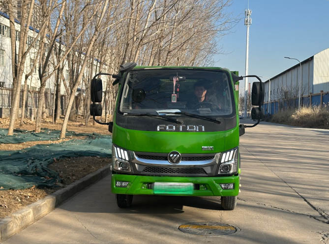 工程用车内卷如何破？宋建威选择瑞沃金刚S1纯电自卸车