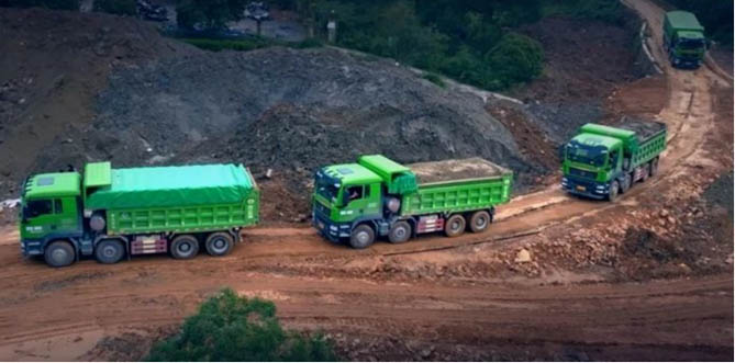 汕耀卡车人 | 中国重汽汕德卡渣土车，全方位领航城建致富之路！